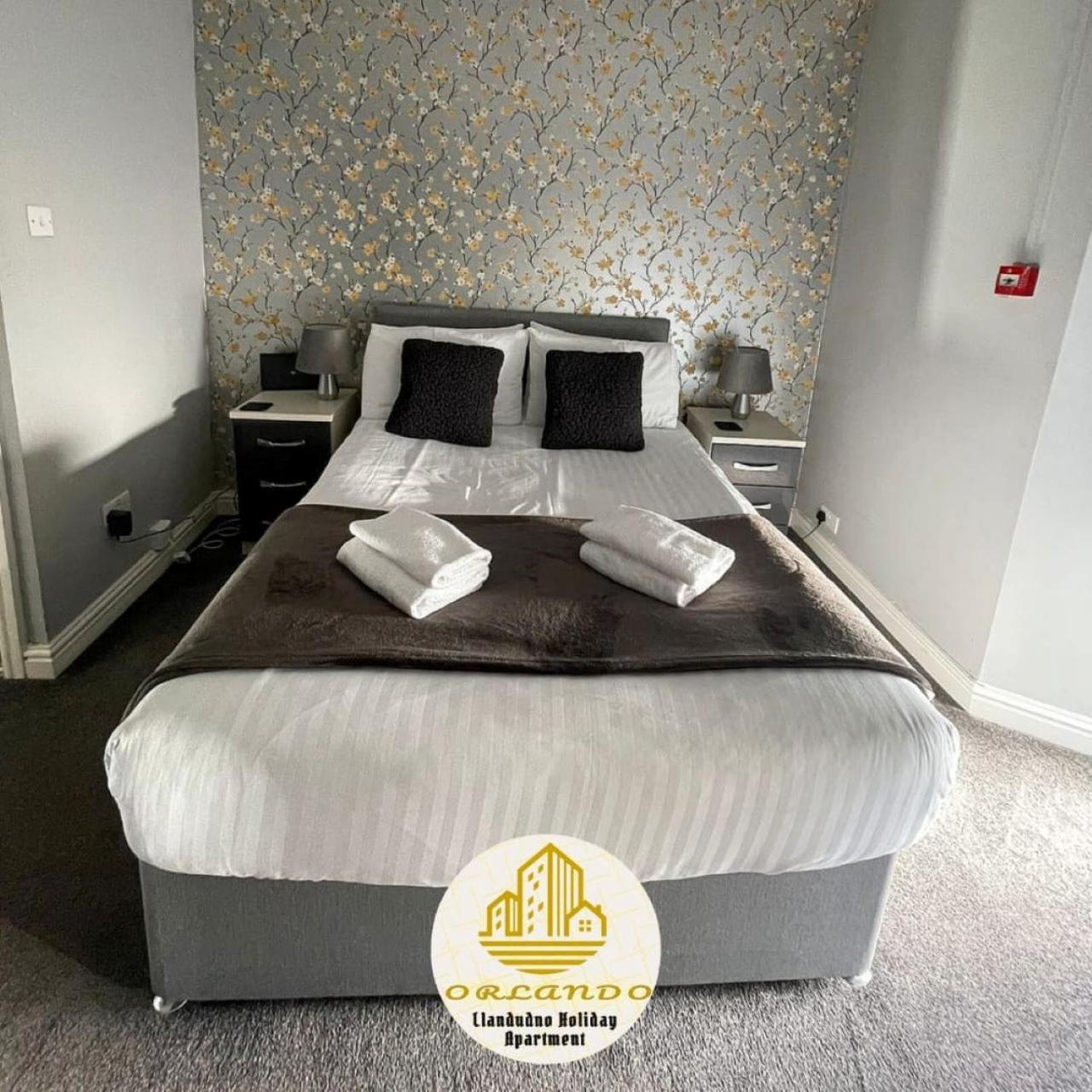 Orlando Llandundo Apartment Лландидно Экстерьер фото